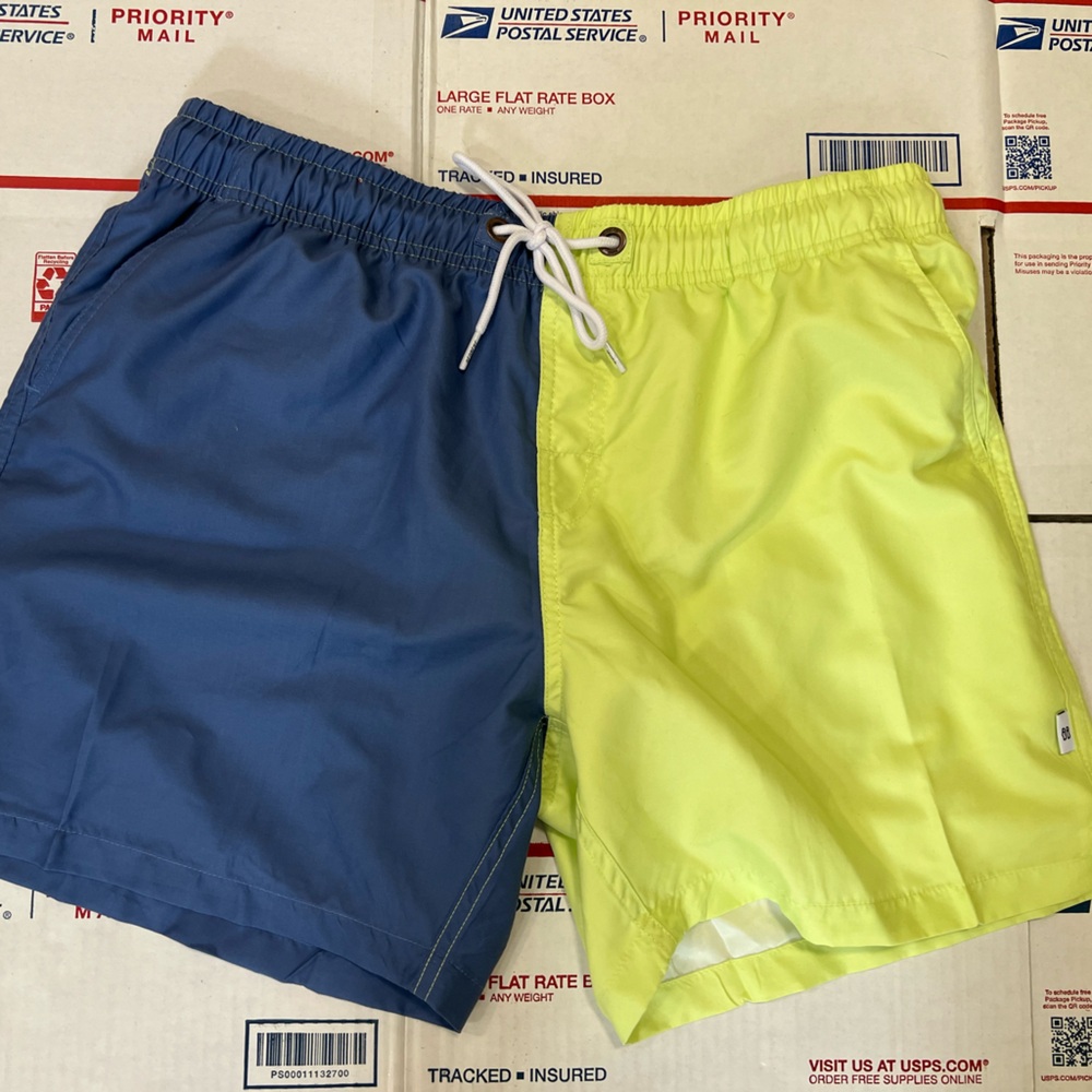 New Bondi Beamers Casual Swim Shorts with Liners and Pockets Size Medium